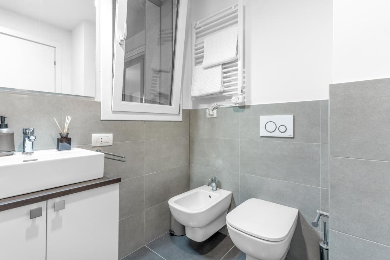 Apartmán Modern With Terrace & Garage By Ndp Rent Milán Exteriér fotografie